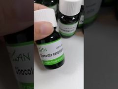 Huile essentielle pour aliments et boissons avec saveur de forêt boréale