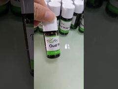 Huile parfumée concentrée à la mangue avec un arôme tropical longue durée et une formule douce pour