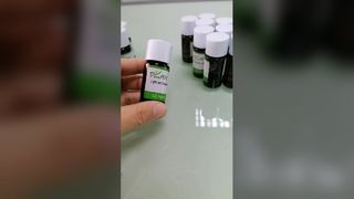 Fournisseur d'usine en gros d'huile de parfum de bougie de lys Freesia