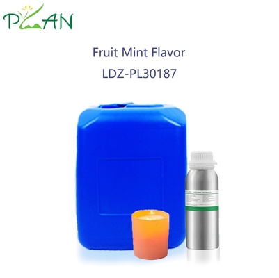 Des huiles parfumées, de la menthe de fruits, du parfum pour diffuseur et des bougies parfumées, et des échantillons gratuits