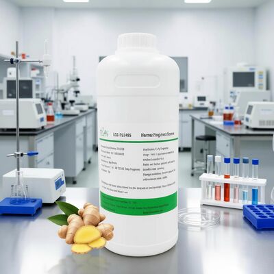 L'huile parfumée pour le shampooing et le gel de douche et le savon parfumé